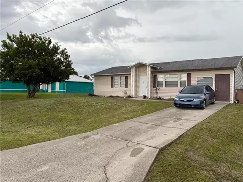 3409 23rd St W, Lehigh Acres, FL 33971