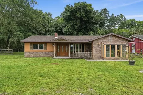 10910 Irish Ln, Fort Myers, FL 33905