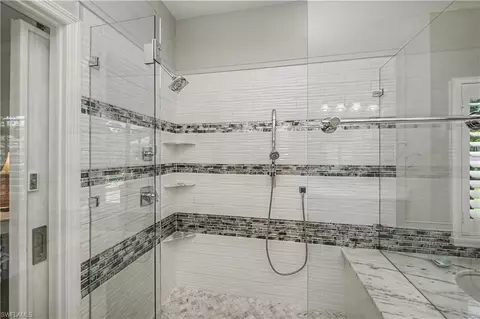 Bath - 3296 Hampton Blvd, Alva, FL 33920 photo 4 of 6