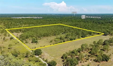 Wakefield Ln, Alva, FL 33920
