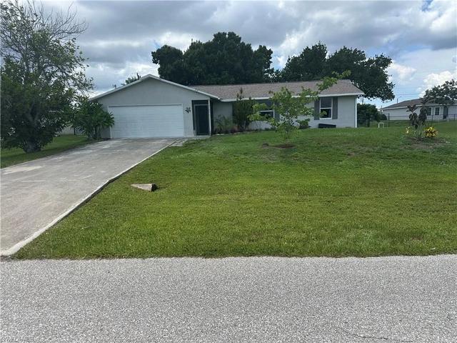 2124 NE 7th Pl, Cape Coral, FL 33909