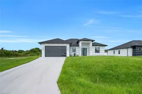3620 6th St SW, Lehigh Acres, FL 33976