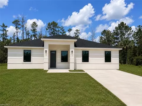 666 Topeka Ct, Lehigh Acres, FL 33972
