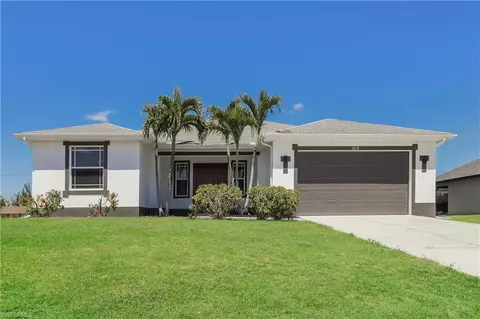 1013 SW 33rd St, Cape Coral, FL 33914