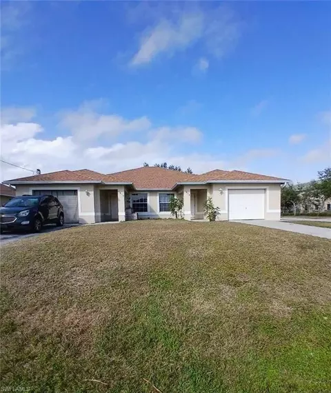 1617 SW 33rd Ter, Cape Coral, FL 33914