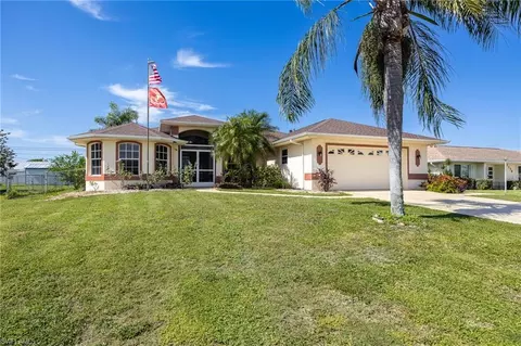 1132 SE 32nd Ter, Cape Coral, FL 33904