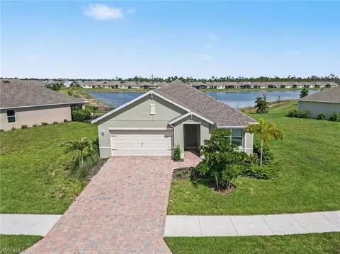 20313 Camino Torcido Loop, North Fort Myers, FL 33917