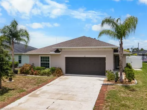 137 Hercules Dr, Rotonda West, FL 33947