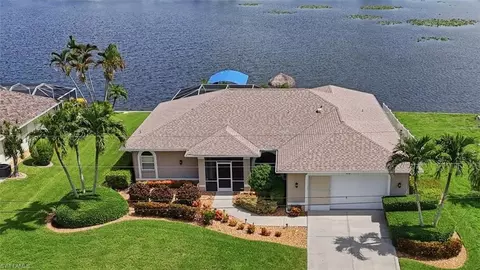 413 SE 6th St, Cape Coral, FL 33990