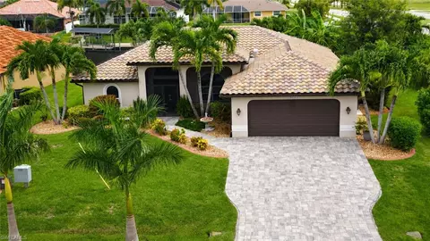 2028 SW 44th Ter, Cape Coral, FL 33914