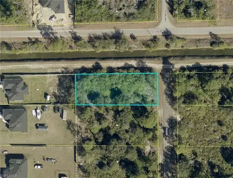 1923 Canton Ave, Lehigh Acres, FL 33972