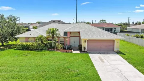 2021 NW Juanita Pl, Cape Coral, FL 33993