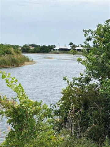 2412 NW 6th Pl, Cape Coral, FL 33993