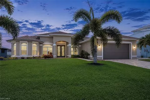 2714 SW 28th Pl, Cape Coral, FL 33914