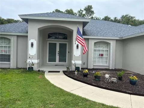 11670 Pine Hammock Cir, Fort Myers, FL 33919