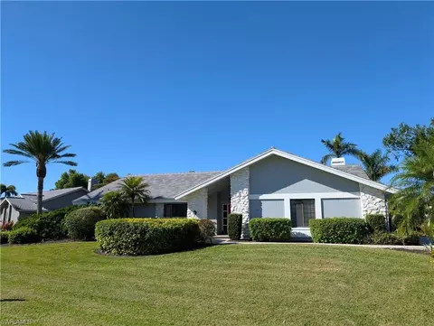 15440 Kilmarnock Dr, Fort Myers, FL 33912