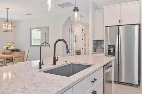 Kitchen - 17157 Oakstead Dr, Alva, FL 33920 photo 5 of 8
