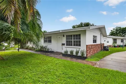 825 Courtington Ln #2, Fort Myers, FL 33919