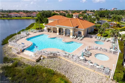 8995 Spring Mountain Way, Fort Myers, FL 33908