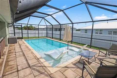 Exterior - 630 Royce Rd, Labelle, FL 33935 photo 3 of 4