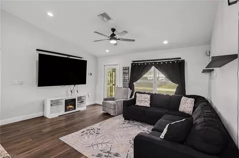 Living - 630 Royce Rd, Labelle, FL 33935 photo 1 of 1