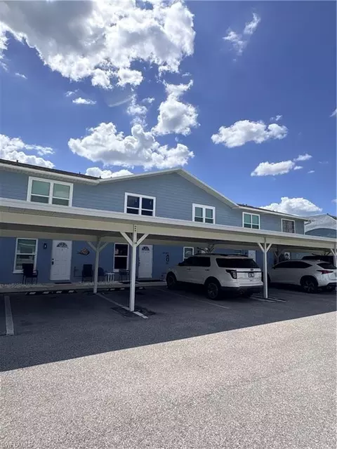 4520 SW 8th Pl #4, Cape Coral, FL 33914
