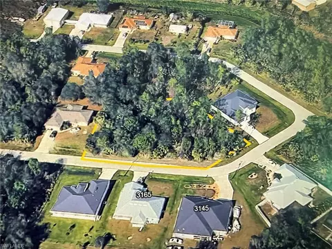 Piracles Ave, North Port, FL 34286