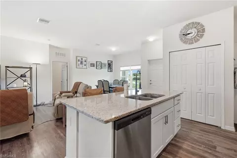 Kitchen - 3017 Iris Cir, Labelle, FL 33935 photo 4 of 4