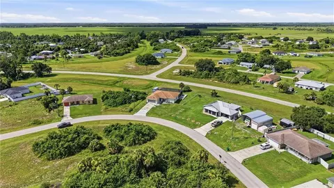 View/Area - 3017 Iris Cir, Labelle, FL 33935 photo 4 of 9