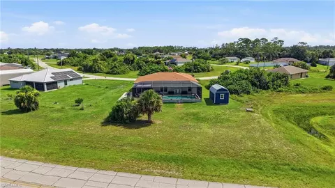 View/Area - 3017 Iris Cir, Labelle, FL 33935 photo 6 of 9