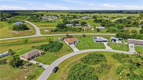View/Area - 3017 Iris Cir, Labelle, FL 33935 photo 3 of 9