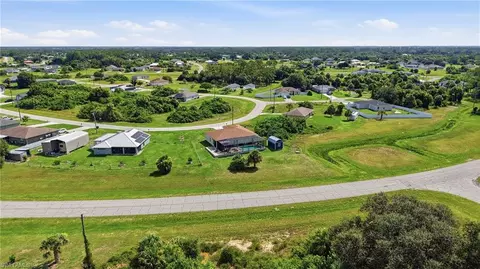 View/Area - 3017 Iris Cir, Labelle, FL 33935 photo 7 of 9