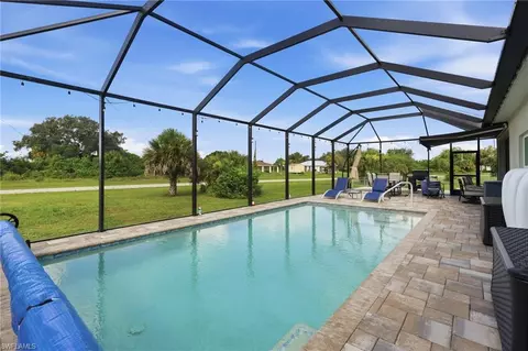 Exterior - 3017 Iris Cir, Labelle, FL 33935 photo 5 of 14