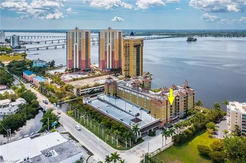 2825 Palm Beach Blvd #618, Fort Myers, FL 33916