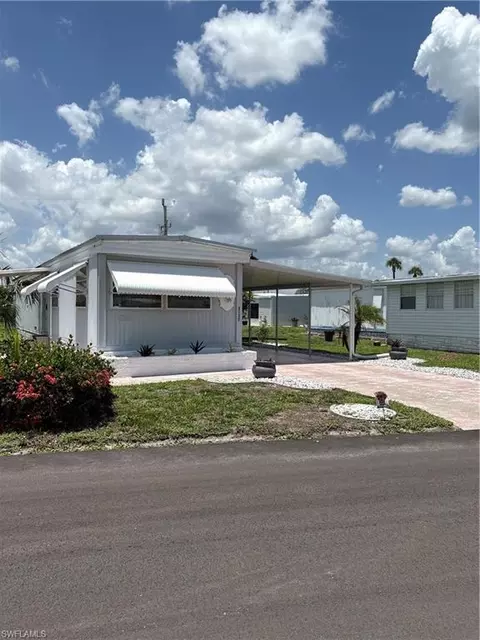 3130 Mercury Ln, North Fort Myers, FL 33903