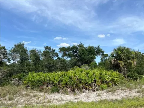 4183 E 27th St, Alva, FL 33920 photo 3