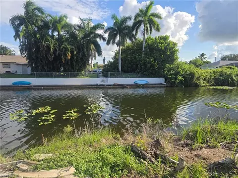 2205 SE 2nd Ter, Cape Coral, FL 33990