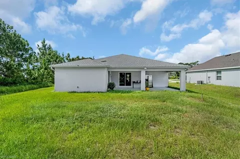 Exterior - 6040 Keystone Cir, Labelle, FL 33935 photo 3 of 3