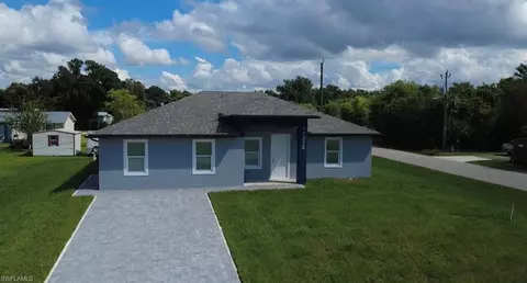 11212 4th Ave, Punta Gorda, FL 33955