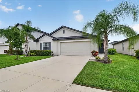 17742 Paradiso Way, North Fort Myers, FL 33917