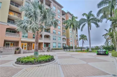 2825 Palm Beach Blvd #116, Fort Myers, FL 33916