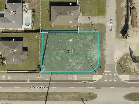 2400 NW 8th Pl, Cape Coral, FL 33993