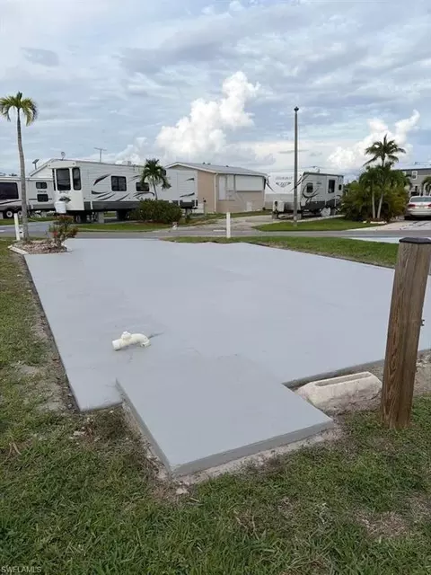 19681 Summerlin Apt 167 Rd, Fort Myers, FL 33908