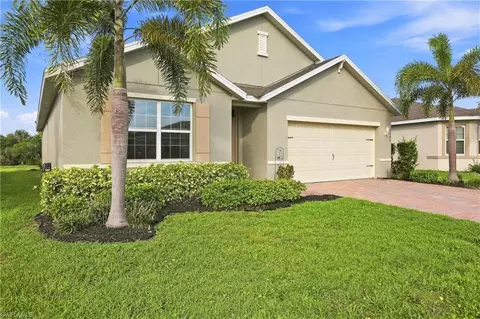 3180 Cozumel Ct, Cape Coral, FL 33909
