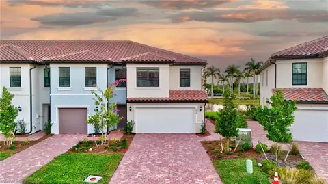 1424 Weeping Willow Ct, Cape Coral, FL 33909