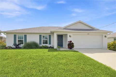 2725 NW 19th Pl, Cape Coral, FL 33993