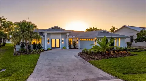 3715 SE 21st Ave, Cape Coral, FL 33904