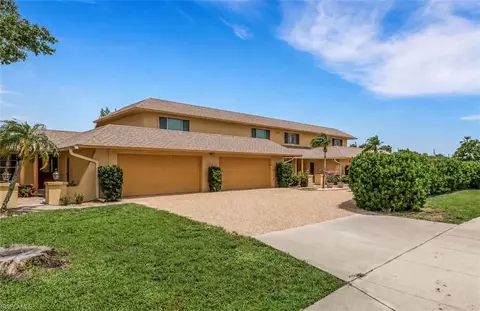 3605 Country Club Blvd #C, Cape Coral, FL 33904