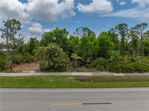 5750 Stringfellow Rd, Other, FL 33956