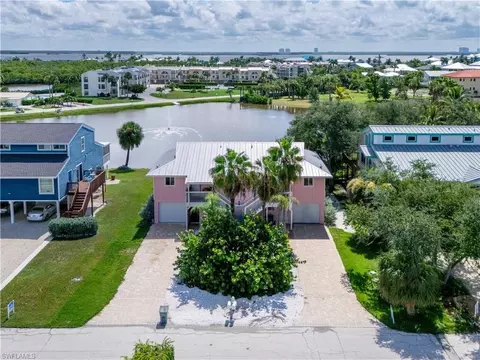 21691693 Indian Bayou Dr, Fort Myers Beach, FL 33931